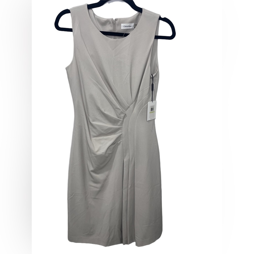 Calvin Klein • Women Cream Stone Sleeveless Starburst Ruched Sheath Dress 4 NWT - Picture 2 of 7